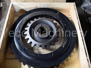 NORDBERG SYMONS 5½’ GEAR & PINION